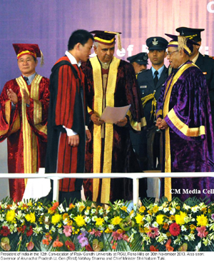 President of India awarding degree in the 12th Convocation of Rajiv Gandhi University at RGU, Rono Hills on 30th November 2013. Also seen: Governor of Arunachal Pradesh Lt. Gen (Retd) Nirbhay Sharma, and Chief Minister Shri Nabam Tuki.